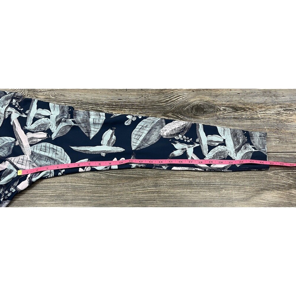 Apana Cropped Leggings Blue Green Leaf Print Capri's Sz Small Gym Athleisure - Picture 6 of 9